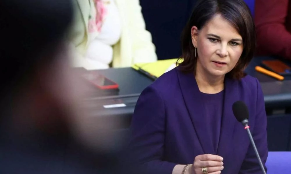 Γερμανία: Ταξίδι στο Κίεβο για την υπουργό Εξωτερικών Αναλένα Μπέρμποκ